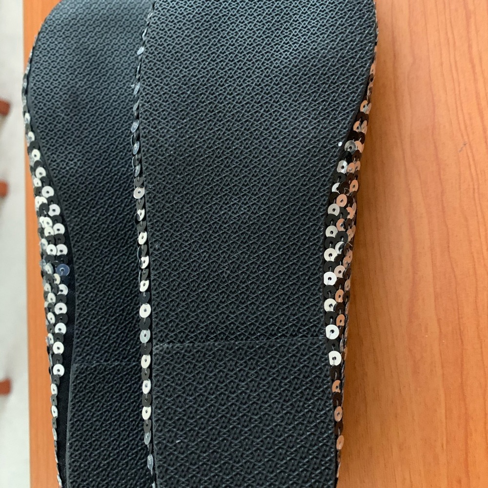 Coastal projections shoes size 3A